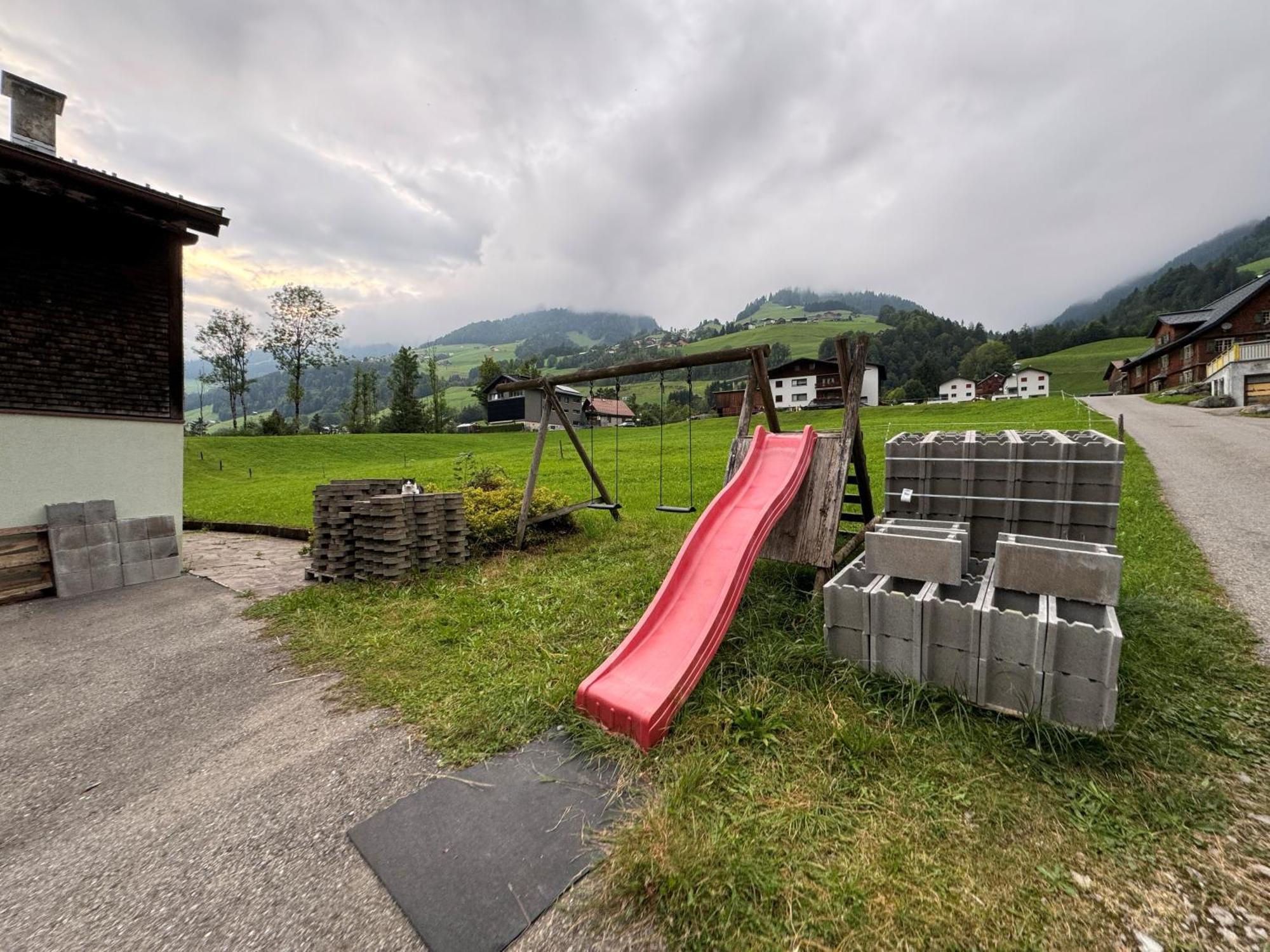 Freundliche 2-Zimmer-Erdgeschosswohnung Mit Garten In Seeberg Sonntag Exterior photo
